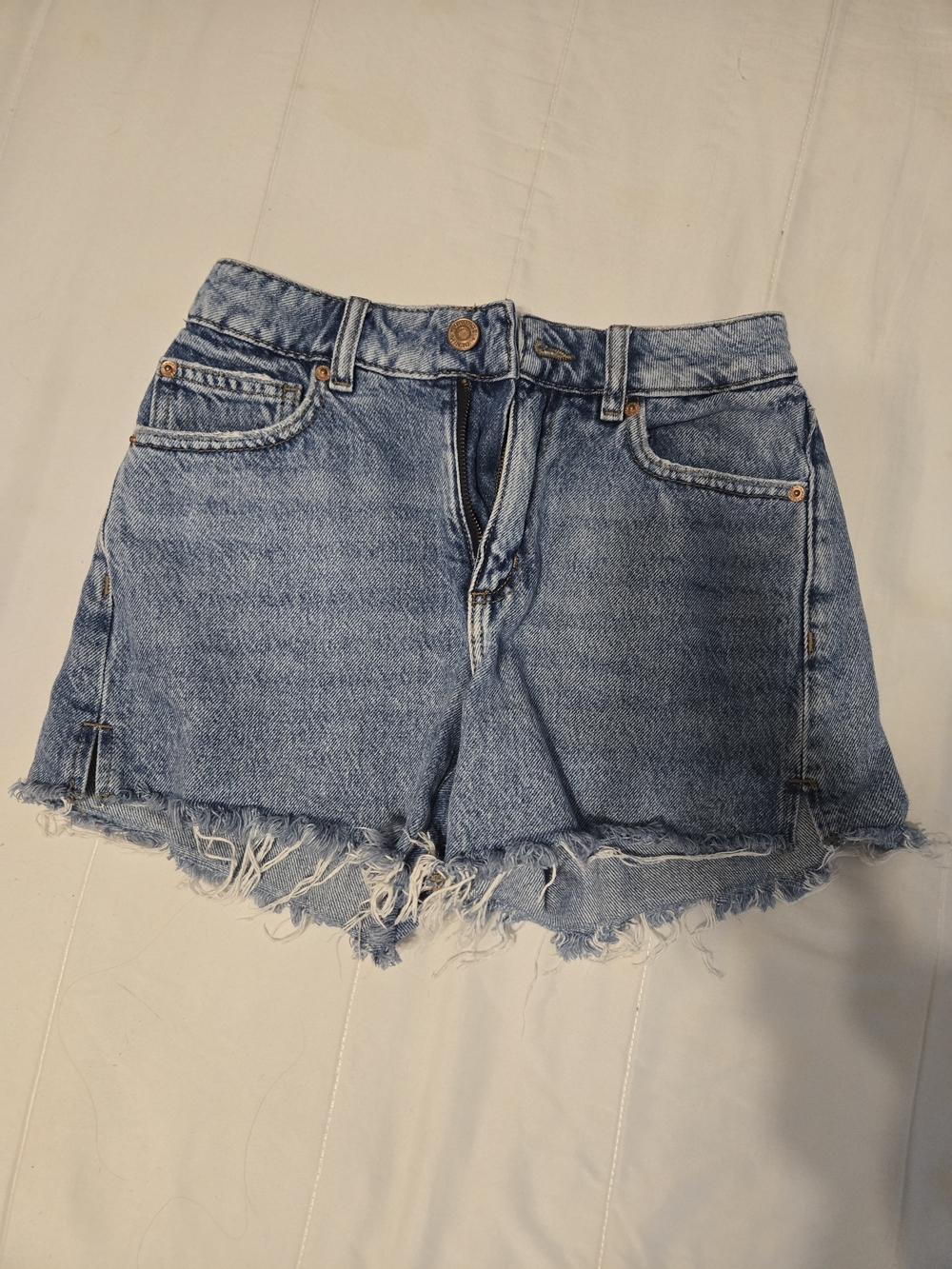 Classic Light Blue Denim Frayed Hem Women’s Shorts